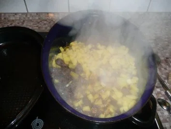 Rezept: Linsen-Gulasch-Eintopf Bild Nr. 2 Linsen-Gulasch-Eintopf - Rezept - Bild Nr. 2