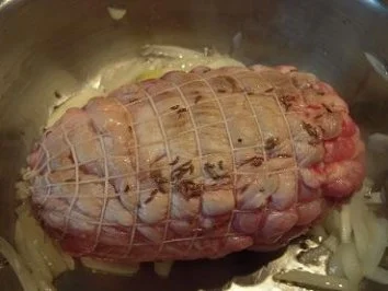 Spanferkelrollbraten an Balsamico-Linsen - Rezept - Bild Nr. 4