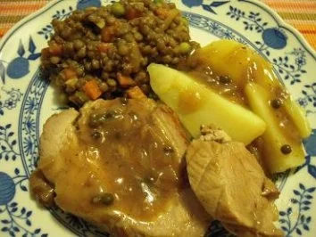 Spanferkelrollbraten an Balsamico-Linsen - Rezept - Bild Nr. 10