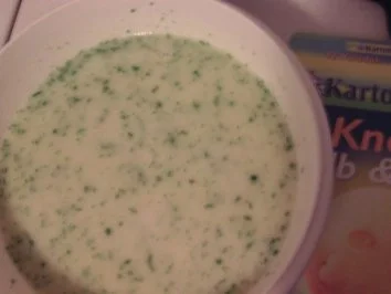 Kräuterknödel mit Tomaten-Champignon-Sauce - Rezept - Bild Nr. 2