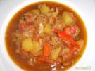 Feuriger Weißkohltopf mit Gulasch - Rezept