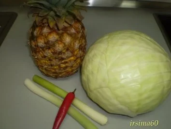 Rezept: Scharfer Weißkohlsalat mit Ananas Bild Nr. 2 Scharfer Weißkohlsalat mit Ananas - Rezept - Bild Nr. 2