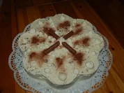 Amicellitorte mit Kirschen und Bananen - Rezept