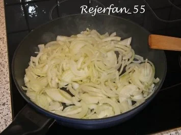 Schweinefilet-Gyros auf Pizzateig - Rezept - Bild Nr. 2