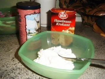 Rezept: Dreifarben-Dessert Bild Nr. 6 Dreifarben-Dessert - Rezept - Bild Nr. 6