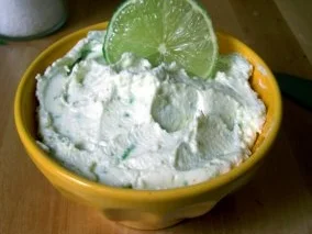 Limetten-Knoblauch-Brotaufstrich - Rezept