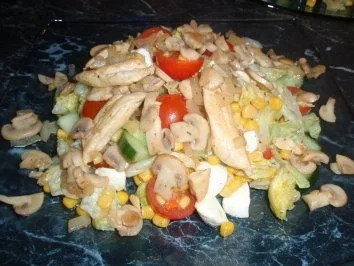 Rezept: Hendlbrust trifft auf Salatberg Hendlbrust trifft auf Salatberg - Rezept