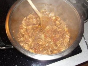 Fleischgerichte: Szegediner Gulasch - Rezept - Bild Nr. 3