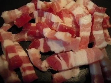 Rezept: Kartoffelsuppe mit getrockneten Steinpilzen Bild Nr. 4 Kartoffelsuppe mit getrockneten Steinpilzen - Rezept - Bild Nr. 4