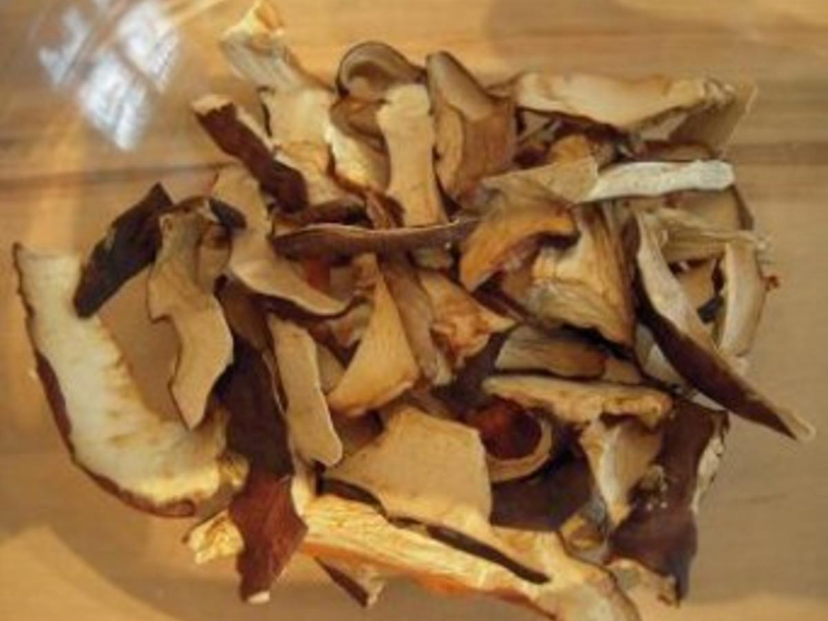 Kartoffelsuppe mit getrockneten Steinpilzen - einfach - von elke42