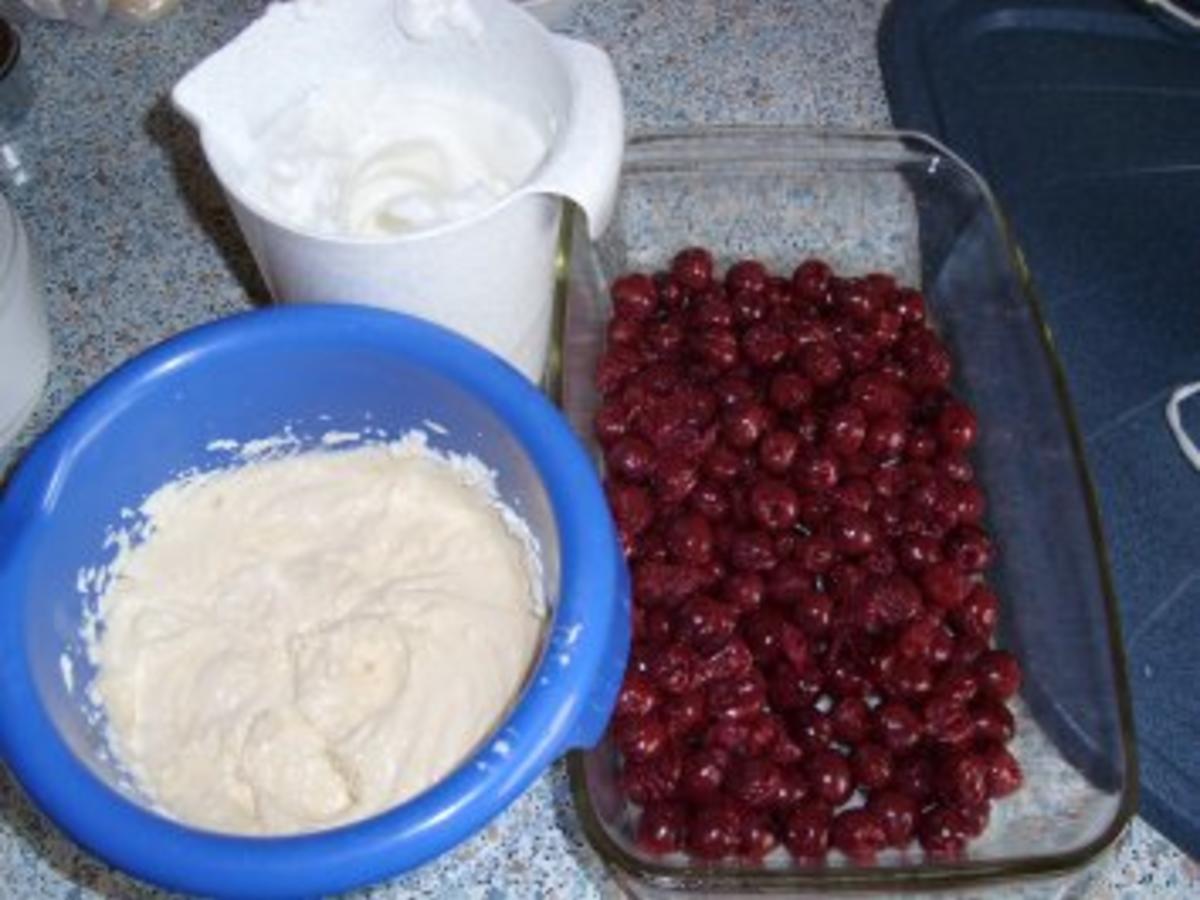 Quarkauflauf mit Kirschen - einfach - 119 kcal/100g