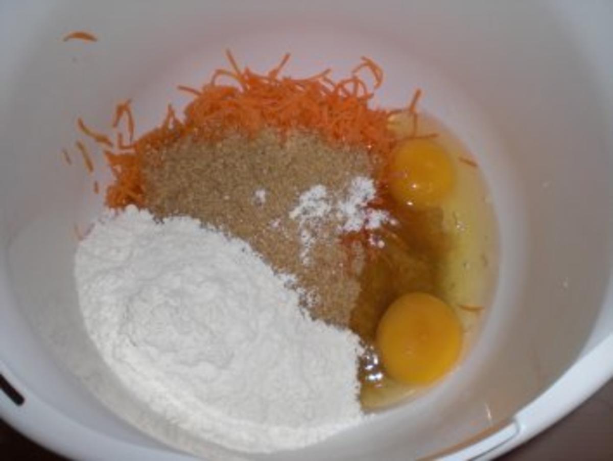 Karotten-Kardamom-Gugelhupf - Rezept - Bild Nr. 3