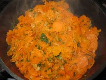 Rezept: Minutenschnitzel mit Möhrengemüse und Kartoffeln Bild Nr. 9 Minutenschnitzel mit Möhrengemüse und Kartoffeln - Rezept - Bild Nr. 9