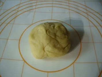 Rezept: Ravioli mit scharfer Füllung und Tomatensoße Bild Nr. 2 Ravioli mit scharfer Füllung und Tomatensoße - Rezept - Bild Nr. 2