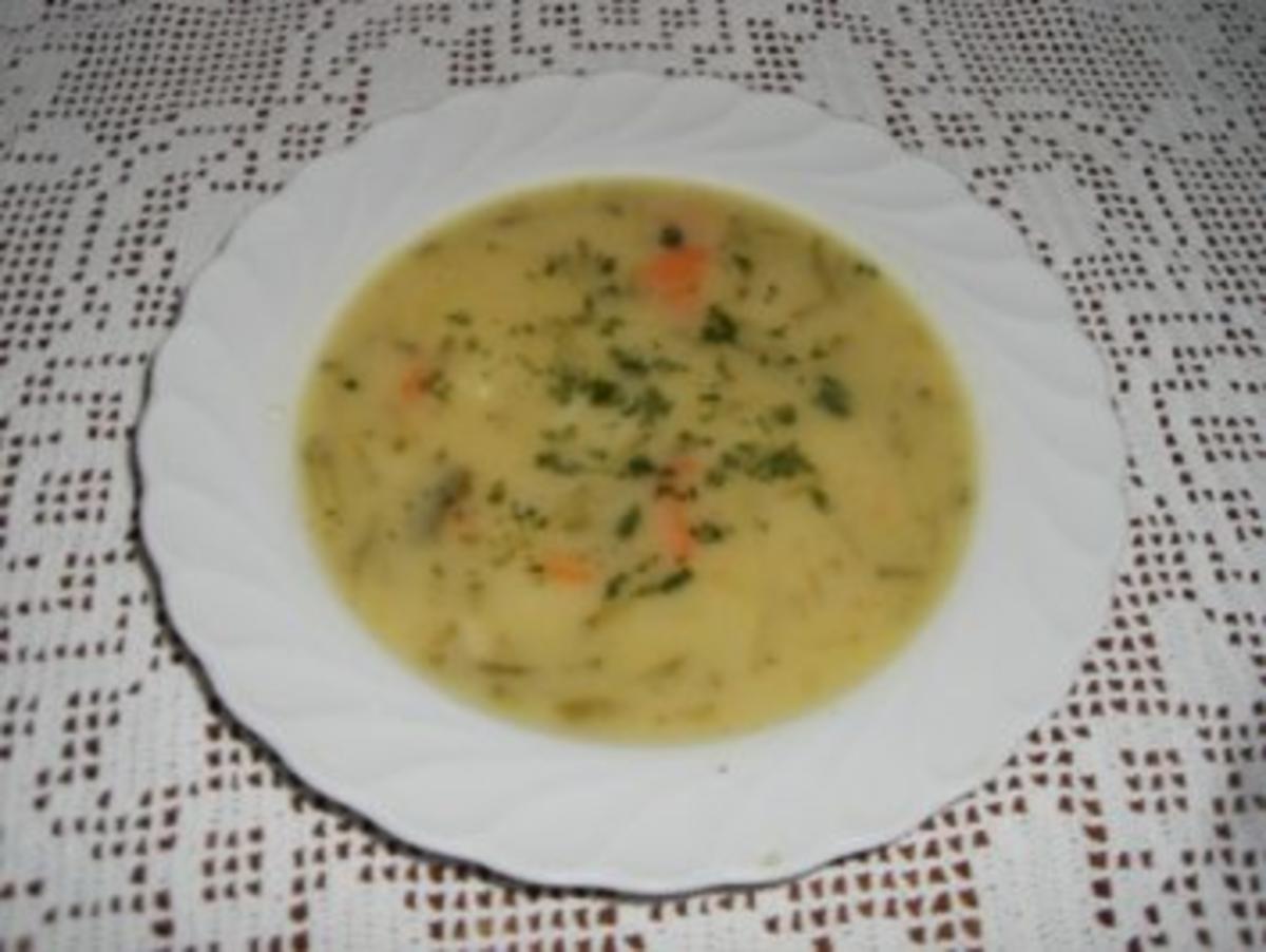 Salz-Dill-Gurken Suppe - Rezept