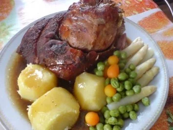 Schweinehaxe mit Bierkruste - Rezept