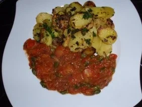 Rezept: Gemüse-Hackbällchen auf Tomatenbett und Bratkartoffeln Bild Nr. 6 Gemüse-Hackbällchen auf Tomatenbett und Bratkartoffeln - Rezept - Bild Nr. 6