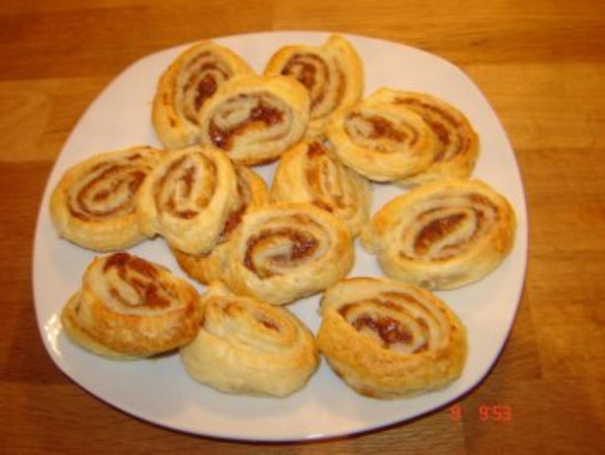 Bilder für Mini Nußschnecken - Rezept