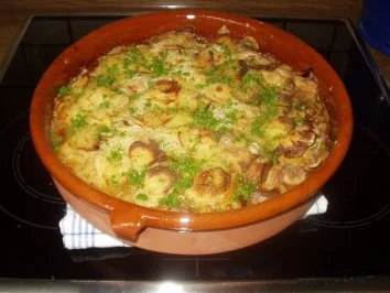 Rezept: Gulasch-Mett-Topf mit Kartoffelkruste Bild Nr. 4 Gulasch-Mett-Topf mit Kartoffelkruste - Rezept - Bild Nr. 4