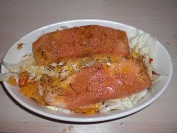 Rezept: Lachs mit Mandarinen und Fenchel im Ofen gegart Bild Nr. 3 Lachs mit Mandarinen und Fenchel im Ofen gegart - Rezept - Bild Nr. 3