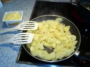 Gefülltes Schweinefilet mit Bratkartoffeln - Rezept