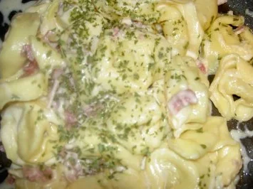 Tortellini alla Panna e Prosciutto - Rezept - Bild Nr. 2