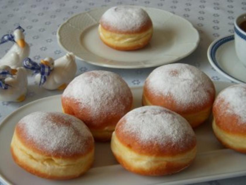 FASCHINGSKRAPFEN nach einem Rezept meiner Oma, die aus Südmähren ...