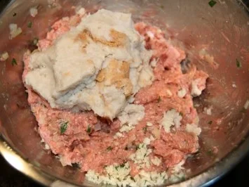 Rezept: Omas Frikadellen Bild Nr. 3 Omas Frikadellen - Rezept - Bild Nr. 3