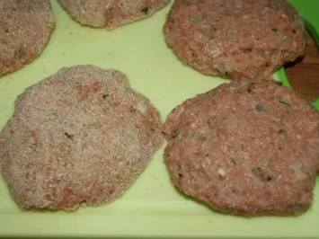 Rezept: Omas Frikadellen Bild Nr. 5 Omas Frikadellen - Rezept - Bild Nr. 5