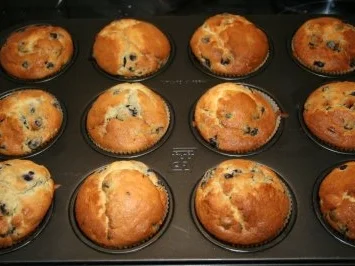 Rezept: Muffins: Blaubeermuffins Bild Nr. 3 Muffins: Blaubeermuffins - Rezept - Bild Nr. 3