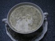 Petersiliensuppe mit Käse - Rezept