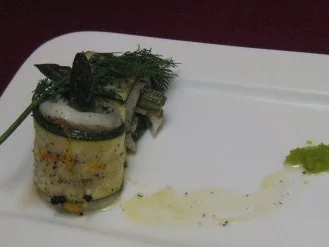 Fischröllchen in Orangen-Pfeffer-Butter gegart - Rezept