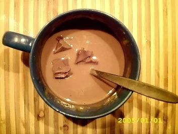 Rezept: Heißgetränk:Nougat-Schoko-Soja-Milch Bild Nr. 4 Heißgetränk:Nougat-Schoko-Soja-Milch - Rezept - Bild Nr. 4