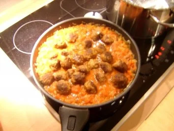 Rezept: Nudeln mit Hackfleischklößchen Bild Nr. 5 Nudeln mit Hackfleischklößchen - Rezept - Bild Nr. 5