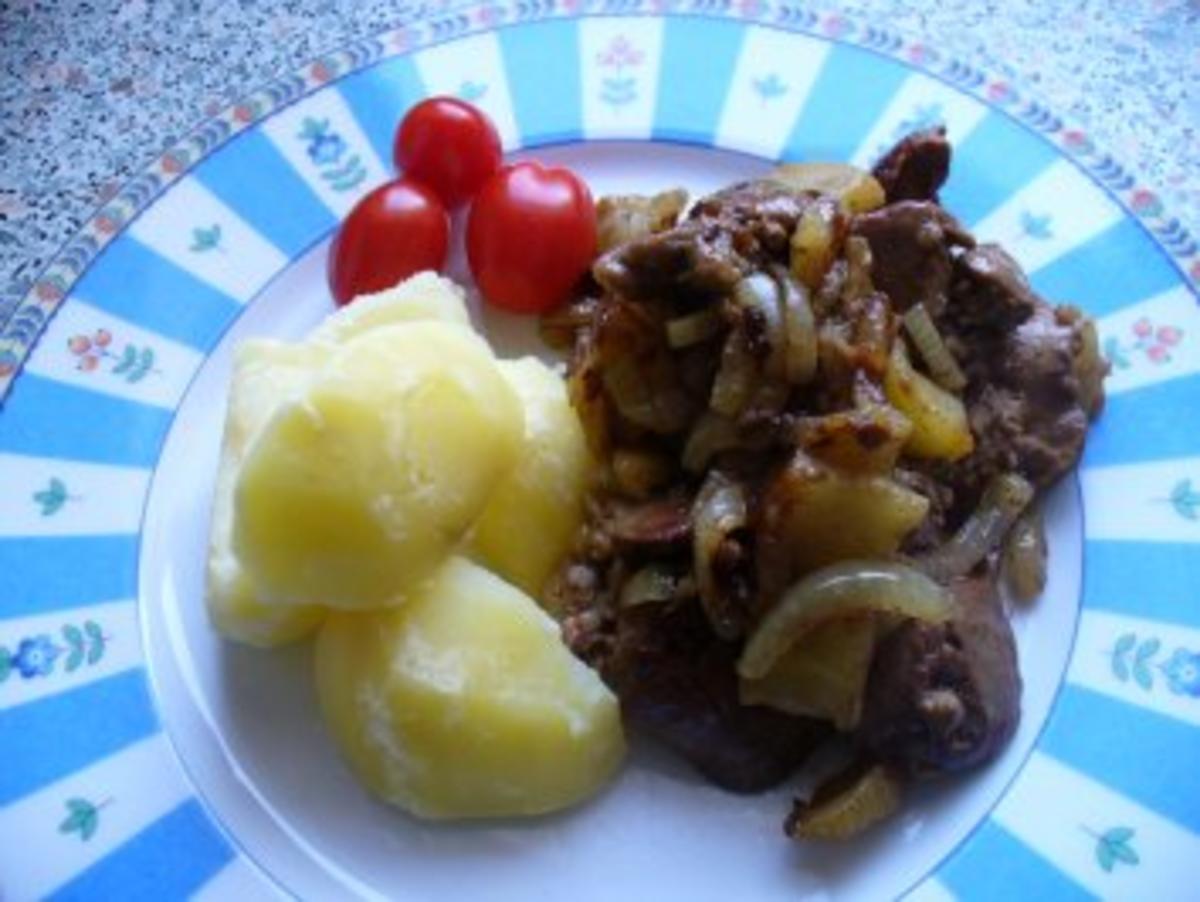 Hähnchenleber mit Zwiebel und Apfel - Rezept - Bild Nr. 5