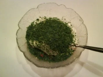 Abendbrot: Petersilienquark mit Ei und Tomate auf Baguette - Rezept - Bild Nr. 4