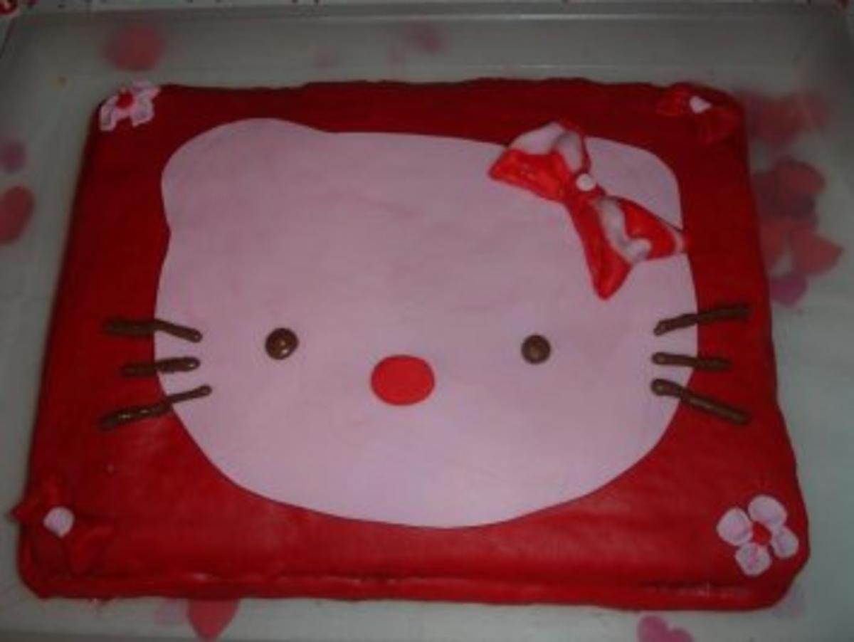 Hello Kitty Torte - Rezept - Bild Nr. 3