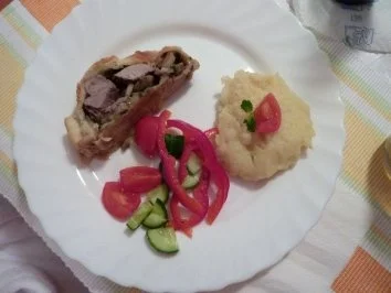 Rezept: Spanferkelfilet im Blätterteig Spanferkelfilet im Blätterteig - Rezept