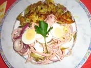 Wurstsalat mit Ei und Brägele - Rezept