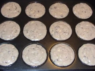 Rezept: Kleingebäck - Preiselbeer- Bananen-Muffins mit Eierlikör Bild Nr. 2 Kleingebäck - Preiselbeer- Bananen-Muffins mit Eierlikör - Rezept - Bild Nr. 2