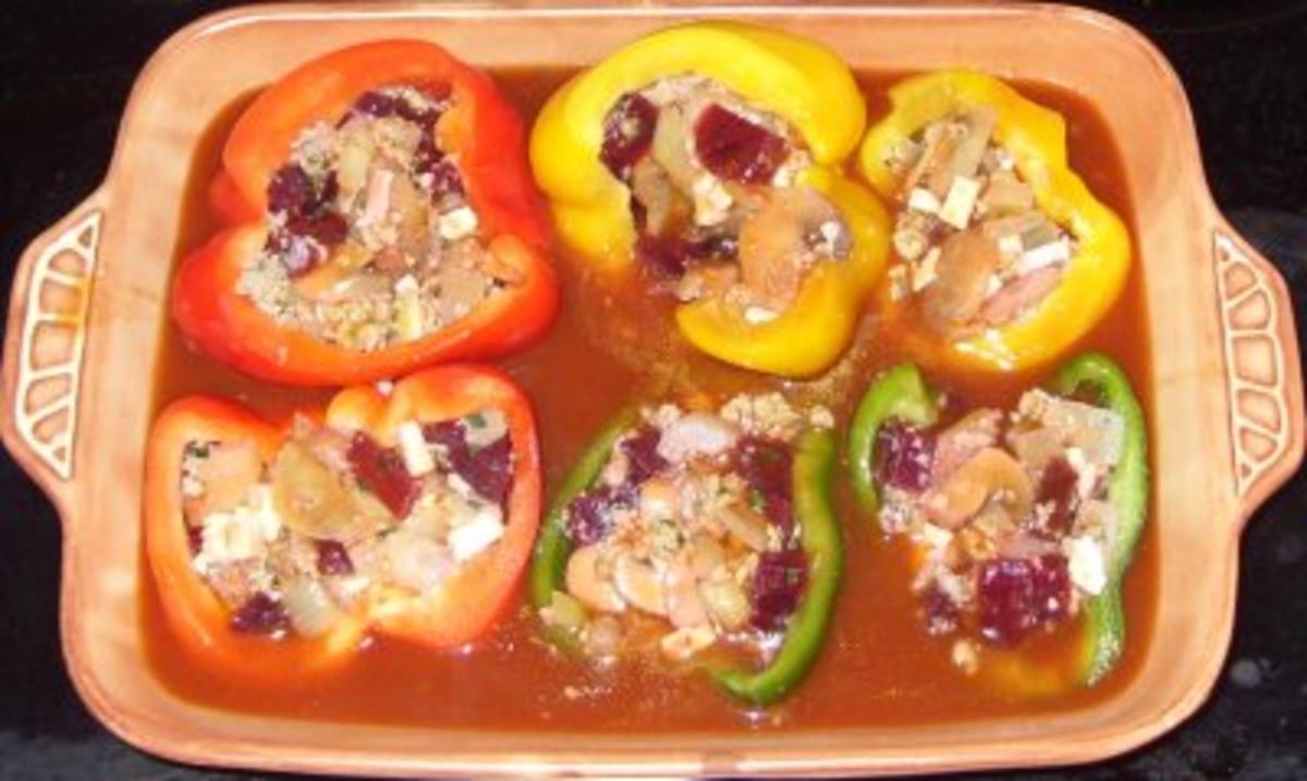 Vegetarisches - Paprika gefüllt mit Roter Bete, Champignons, Balkan-Käse, Rührei... - Rezept - Bild Nr. 3