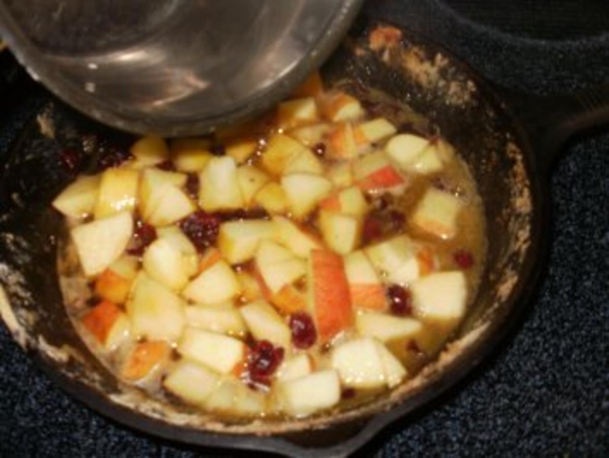 Pfannkuchen - Apfel und Cranberries - ein grosser Pfannkuchen-gebacken im Ofen - 163 Kal. fettarm Mit Bildern - Rezept - Bild Nr. 3