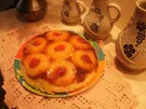 Kuchen - Ananas umgekehrter Kuchen in eine Pfanne - Die Fluessigkeit auf dem Boden des Kuches macht ihn lecker-mit 4 Bildern - Rezept