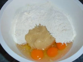 Kuchen - Marzipan - mit Ananas - Rezept - Bild Nr. 3