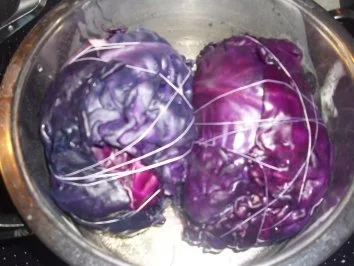 Fleischgerichte: Rotkohlrouladen - Rezept - Bild Nr. 3