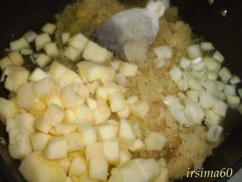 Rezept: Hackfleischrolle gefüllt mit Sauerkraut Bild Nr. 3 Hackfleischrolle gefüllt mit Sauerkraut - Rezept - Bild Nr. 3