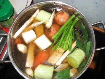 Tafelspitz (mit Meerrettichsahne-Spitzkohl im KB) - Rezept - Bild Nr. 5