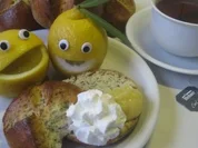 Zitronen-Mohn- Brötchen - Rezept