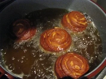 Rezept: Apfelkrapfen Bild Nr. 10 Apfelkrapfen - Rezept - Bild Nr. 10