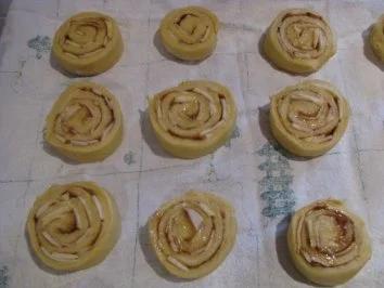 Rezept: Apfelkrapfen Bild Nr. 9 Apfelkrapfen - Rezept - Bild Nr. 9